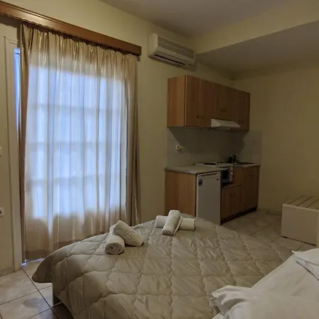 Melisti Tsoukaládhes